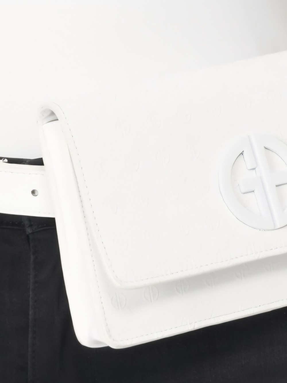 Giani Bernini White Embossed Logo Belt Bag